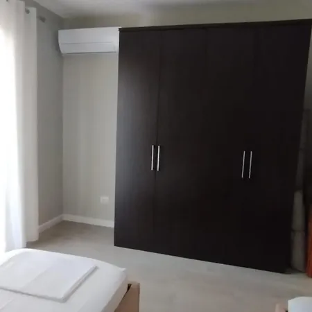 Leatis Apartment